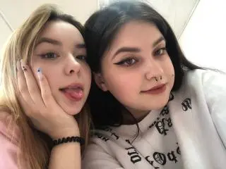 Xlovecam Watch Live Sex Cams of MoonSunny