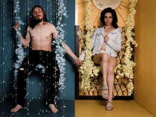 Xlovecam Live Sex of JunnaAndKurt