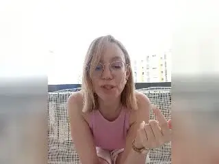 Xlovecam Private Sex Chat of MissFrenchy