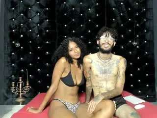 Xlovecam Watch Live Sex Cams of JeniferandBenn