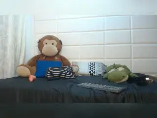 Xlovecam Free Porn Cam of MiaRouusee