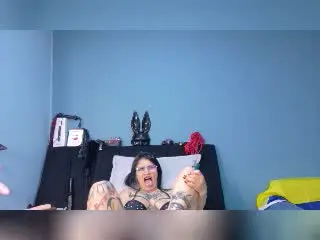 Xlovecam Live Sex Cam of DonnaJones