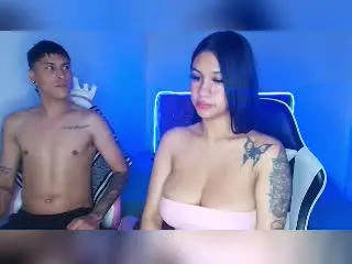 Xlovecam Watch Live Sex Cams of KathyAndZac