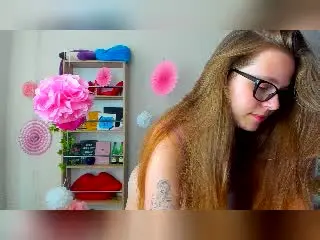 Xlovecam Sex Cam of KarKutie