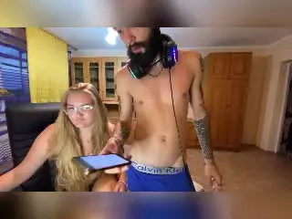 Xlovecam Adult Webcam of MikeAndAnna