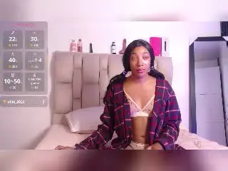 Xlovecam Best Webcam of EsmeraldaRoe