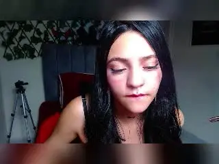 Xlovecam Sex Chat of ViolettaSquirt
