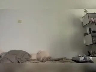 Xlovecam Live Sex Cam of LaurenceCloud