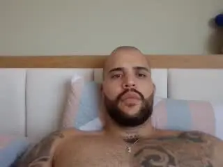 Xlovecam Live Porn of MedellynDark