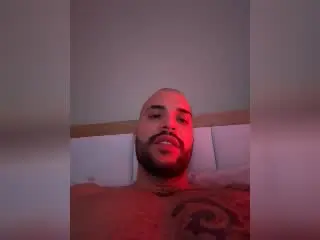 Xlovecam Best Webcam of MedellynDark