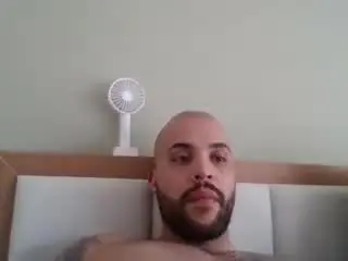 Xlovecam Sex Chat of MedellynDark