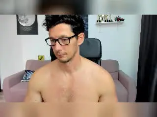 Xlovecam Nude Webcam of BrutusK