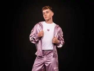 Xlovecam Watch Live Sex Cams of JamesColtt