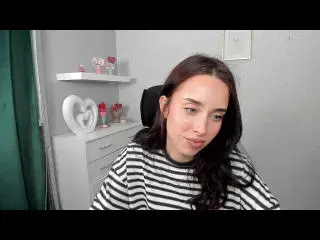 Xlovecam Live Sex Cam of AdeleVibe