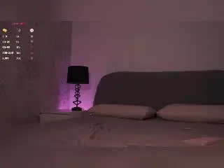 Xlovecam Live Sex Cam of SexyBellaTs