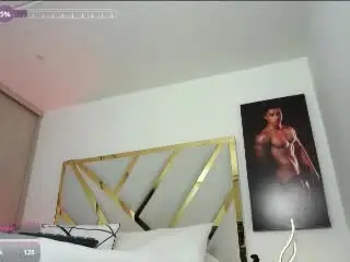 Xlovecam Live Sex Cam of DevinHunter