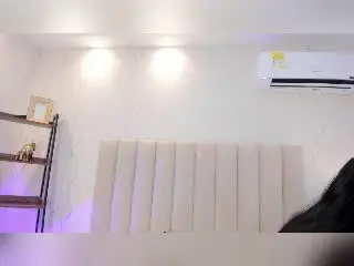 Xlovecam Watch Live Sex Cams of ViolettaRouse