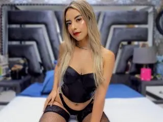 Xlovecam Live Porn of CloeRouss
